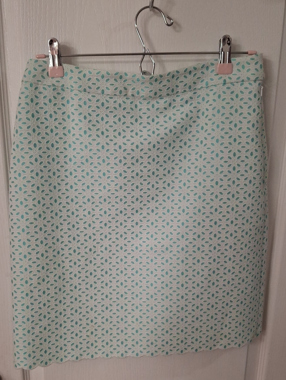 Brooks Brothers 346 White Mint Eyelet Lace Pencil Skirt Like New Size 2